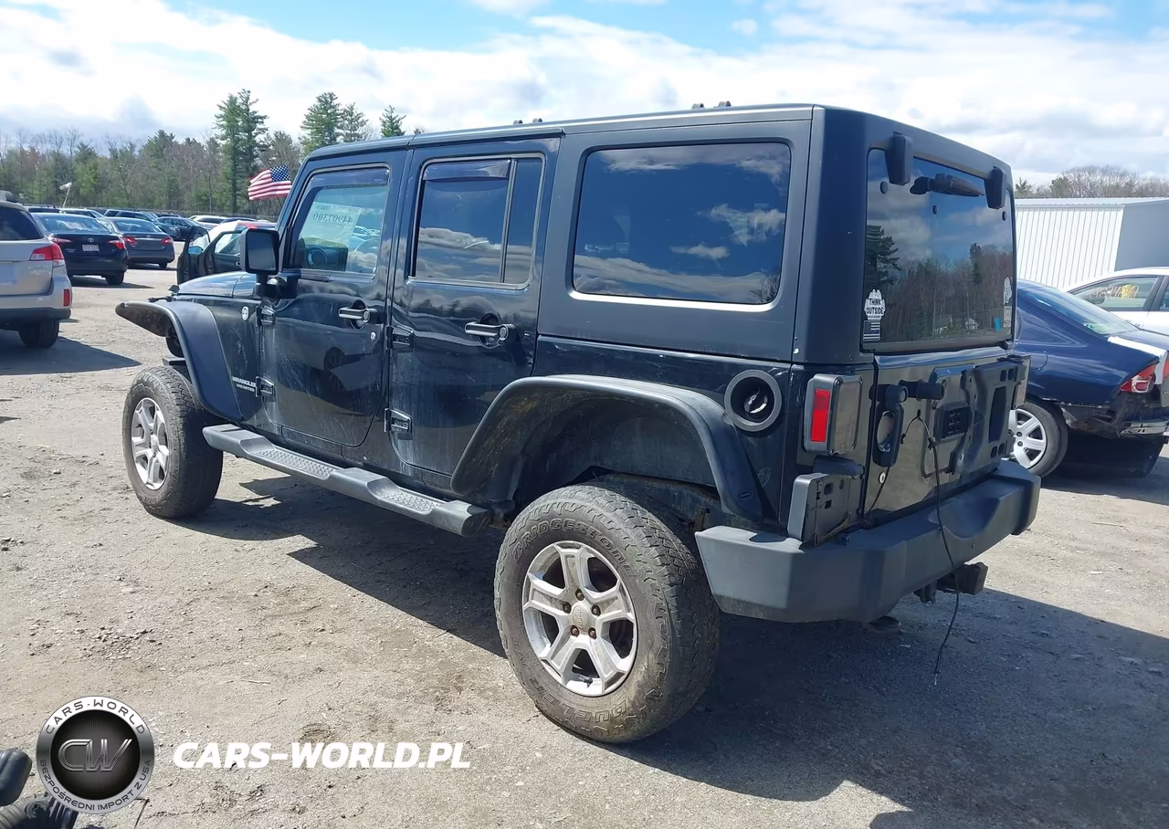 2012 Jeep Wrangler Unlimited Rubicon VIN:1C4BJWFG7CL116456 - 3