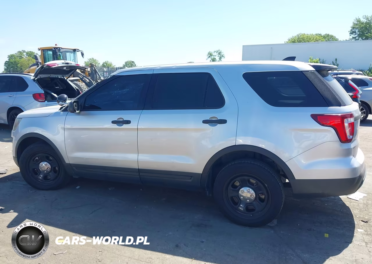 2016 Ford Utility Police Interceptor VIN:1FM5K8AT8GGC41731 - 14