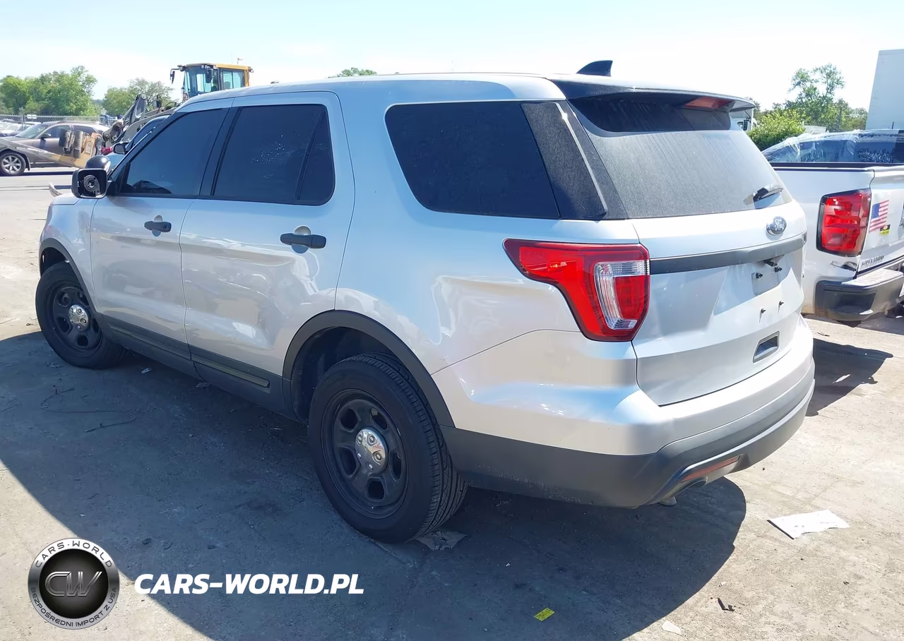 2016 Ford Utility Police Interceptor VIN:1FM5K8AT8GGC41731 - 3