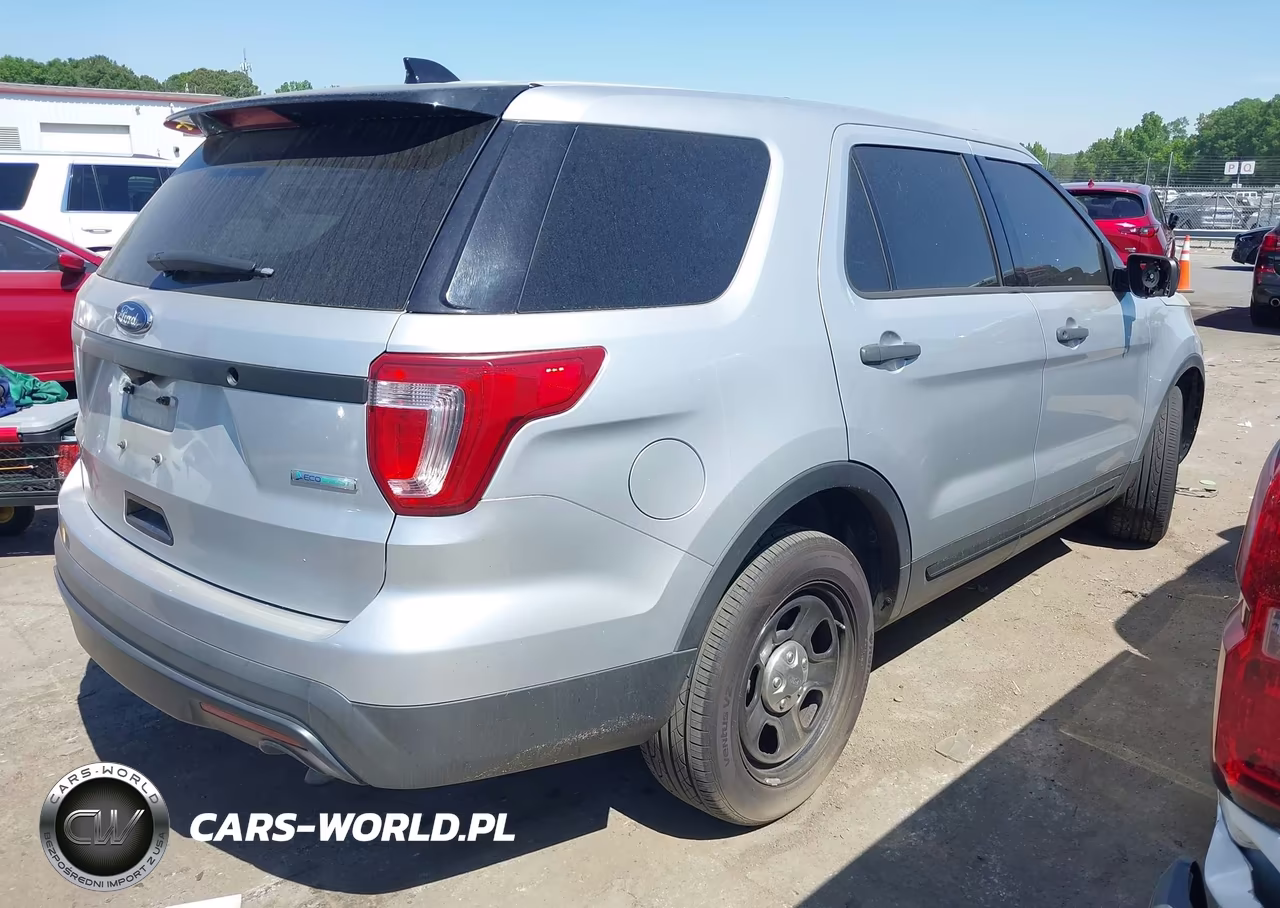 2016 Ford Utility Police Interceptor VIN:1FM5K8AT8GGC41731 - 4