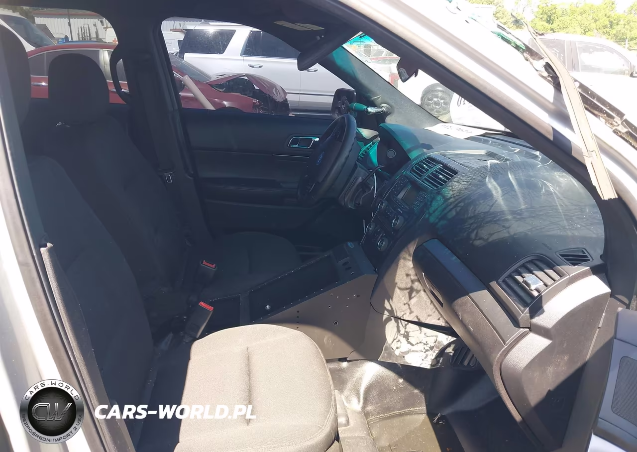 2016 Ford Utility Police Interceptor VIN:1FM5K8AT8GGC41731 - 5