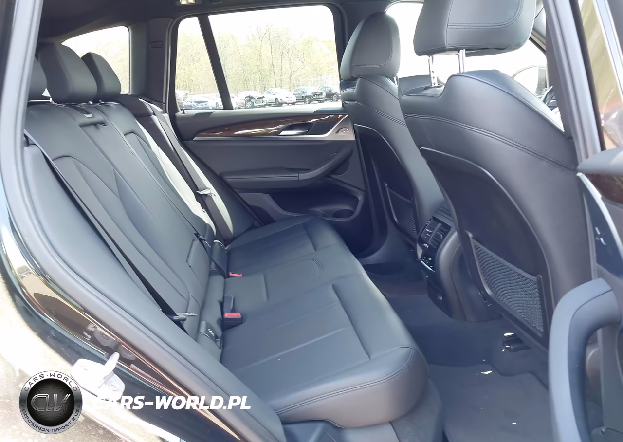 2019 BMW X3 xDrive30I VIN:5UXTR9C5XKLE11973 - 8