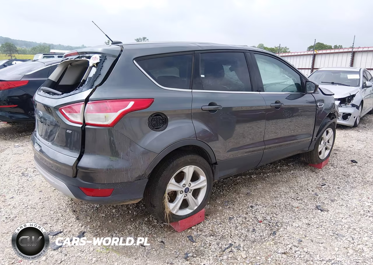 2015 Ford Escape Se VIN:1FMCU0G78FUA76812 - 4