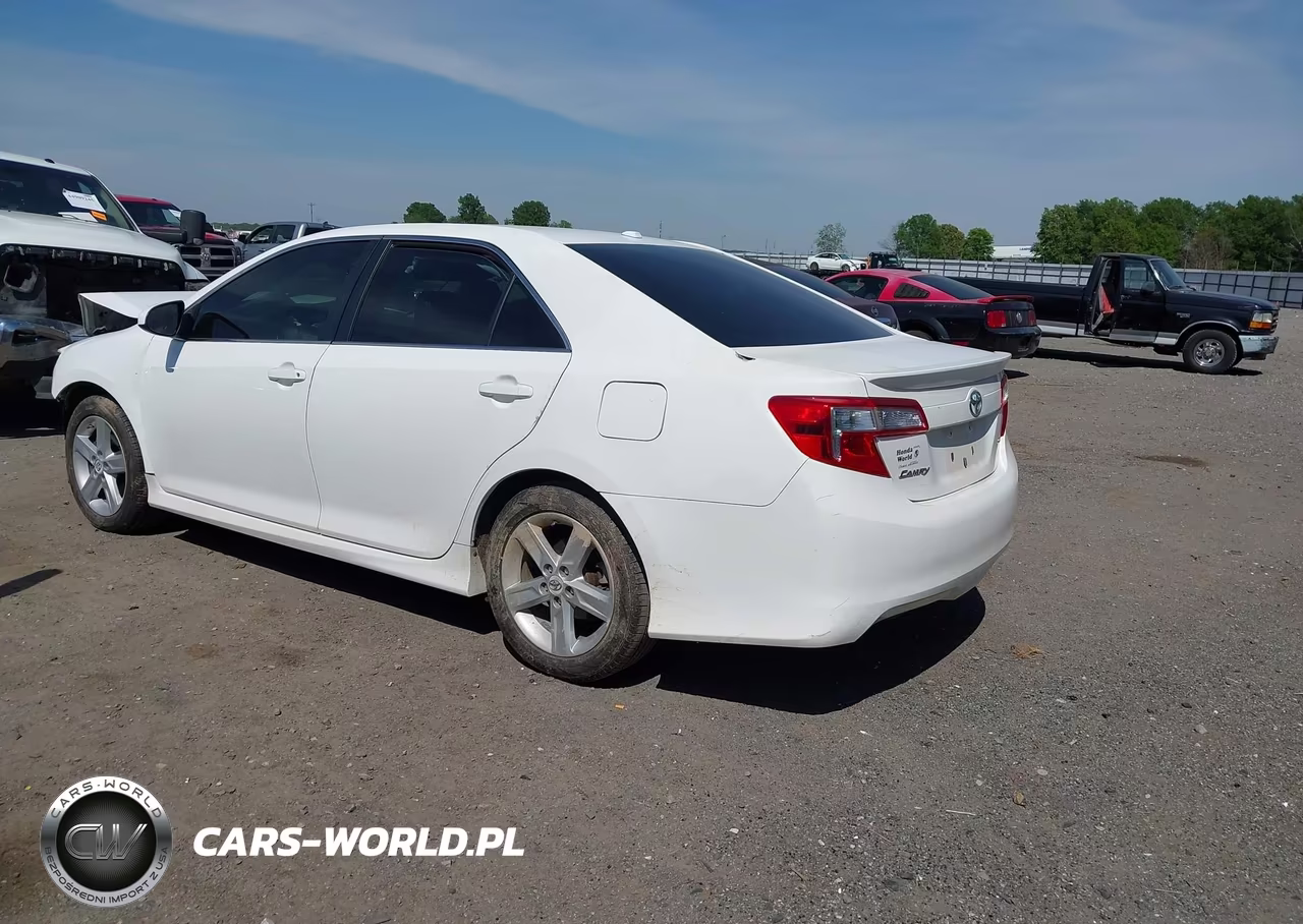 2012 Toyota Camry Se VIN:4T1BF1FK1CU503700 - 3