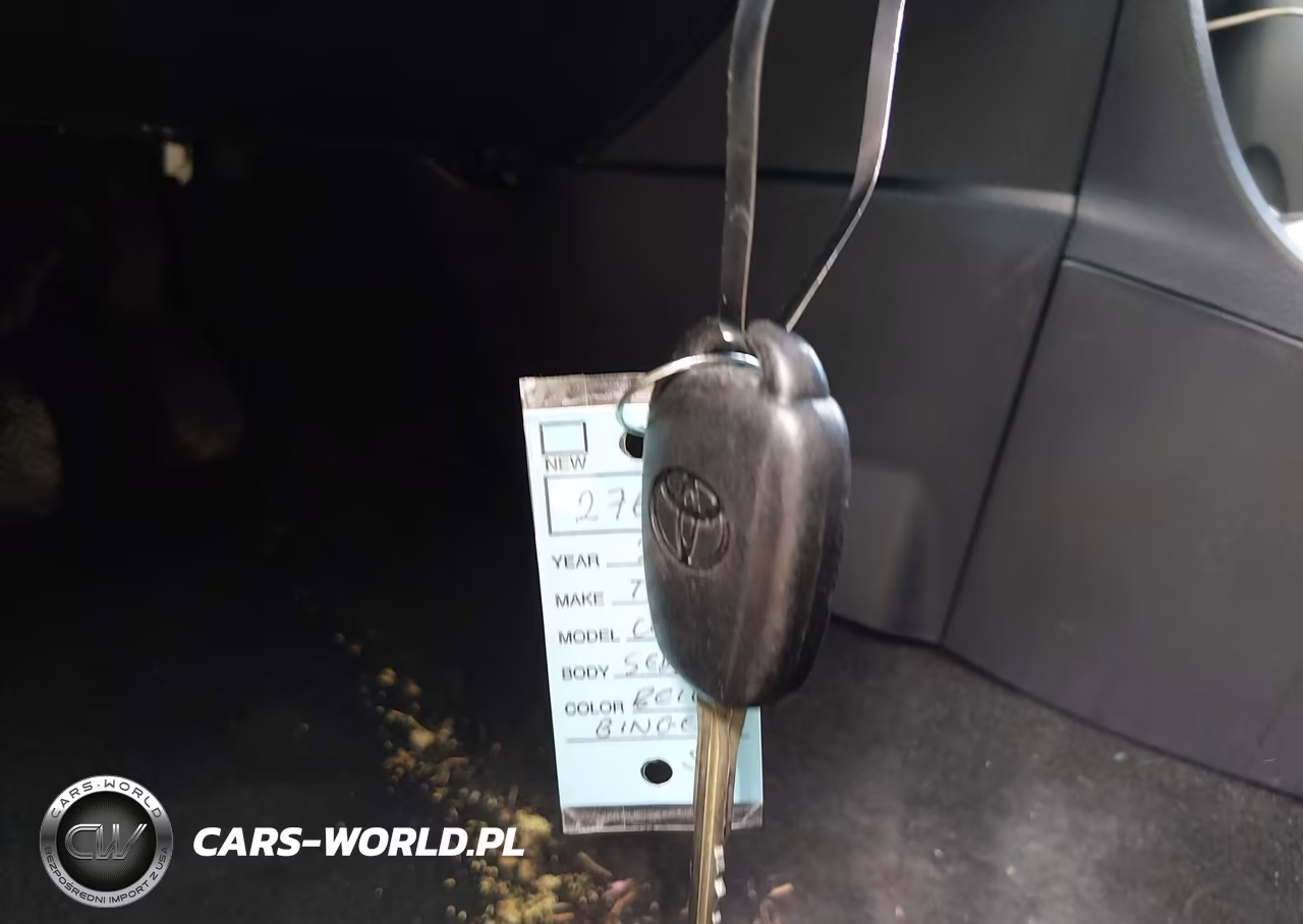 2017 Toyota Corolla Le VIN:2T1BURHE0HC822705 - 11
