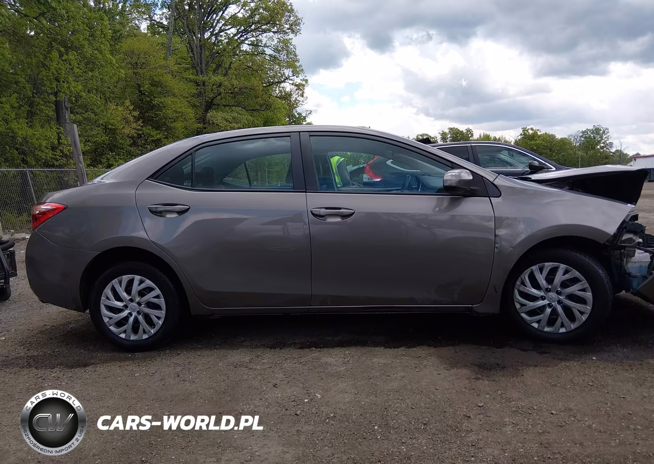 2017 Toyota Corolla Le VIN:2T1BURHE0HC822705 - 13