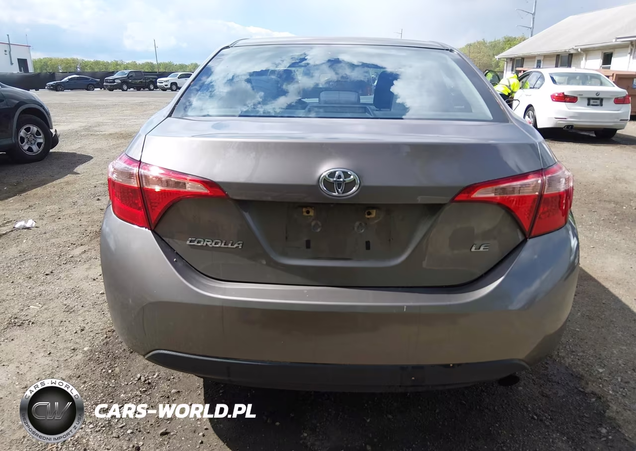 2017 Toyota Corolla Le VIN:2T1BURHE0HC822705 - 16