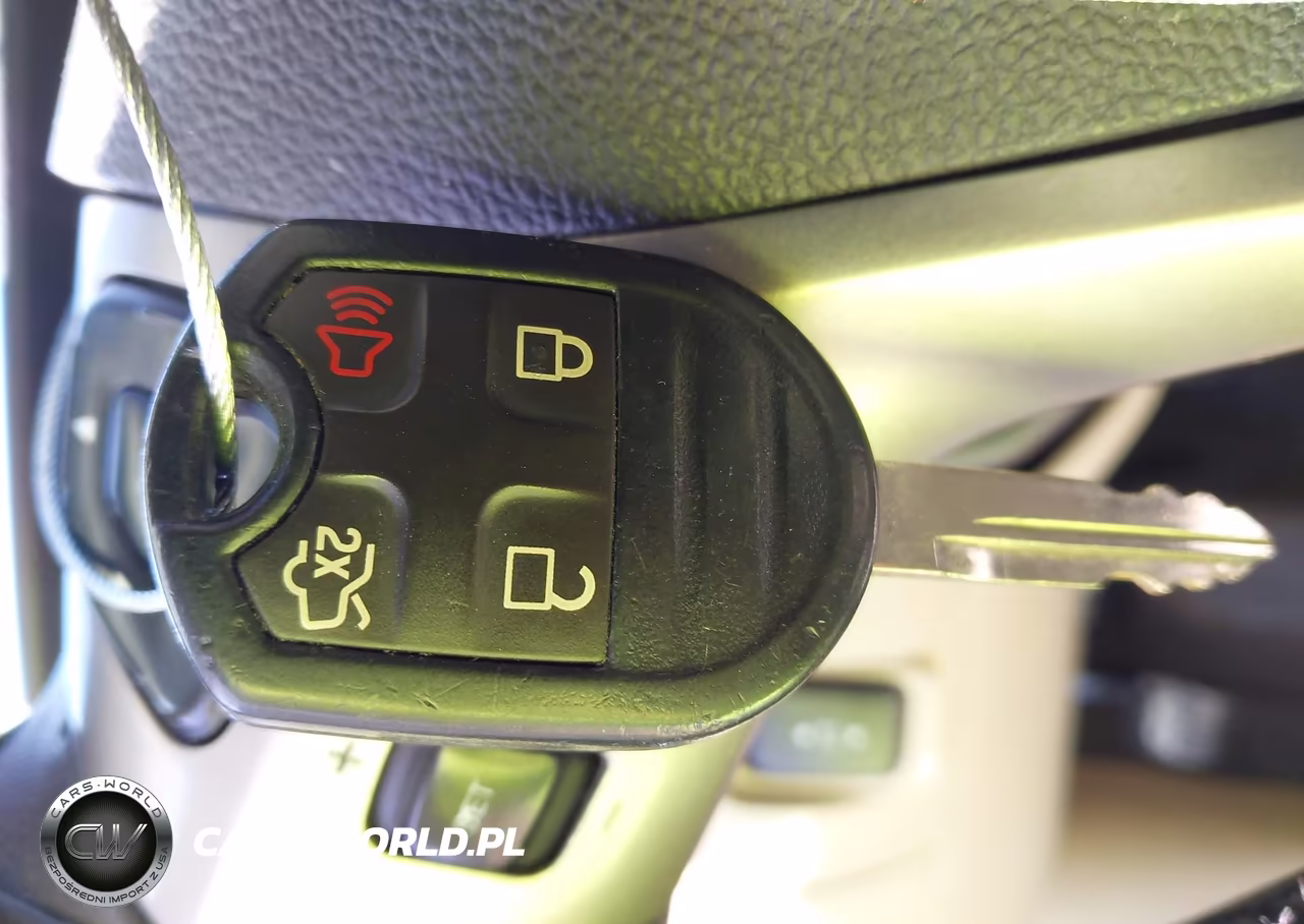 2018 Ford Taurus Se VIN:1FAHP2D81JG103016 - 11