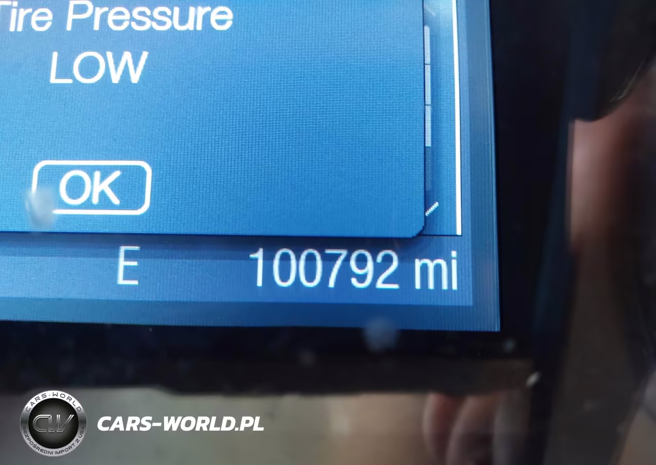2018 Ford Taurus Se VIN:1FAHP2D81JG103016 - 15