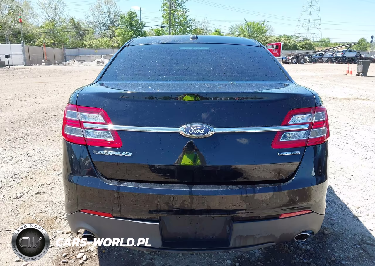 2018 Ford Taurus Se VIN:1FAHP2D81JG103016 - 16