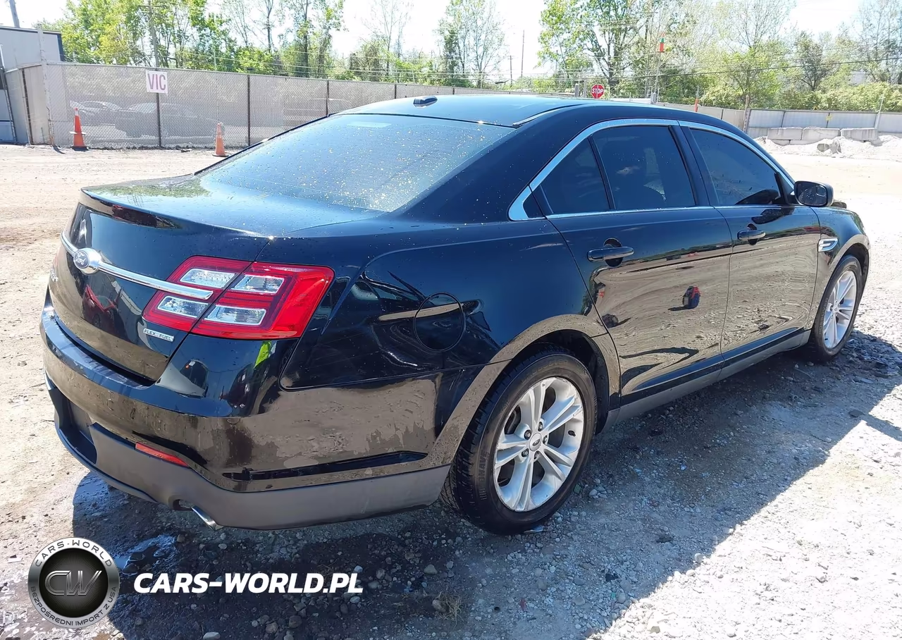 2018 Ford Taurus Se VIN:1FAHP2D81JG103016 - 4