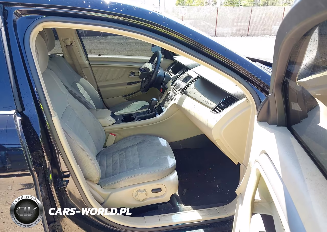 2018 Ford Taurus Se VIN:1FAHP2D81JG103016 - 5