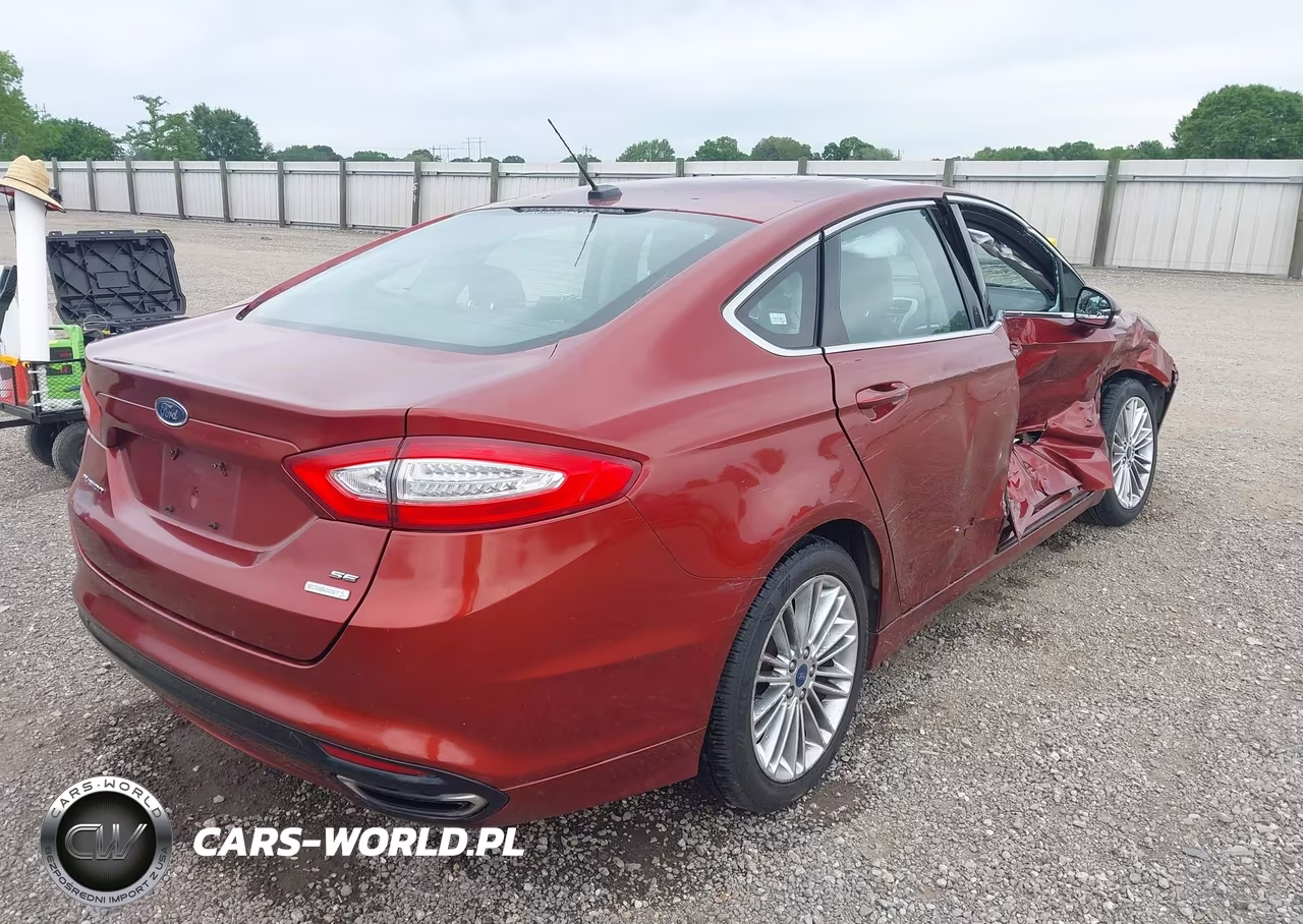 2014 Ford Fusion Se VIN:3FA6P0H94ER235698 - 4