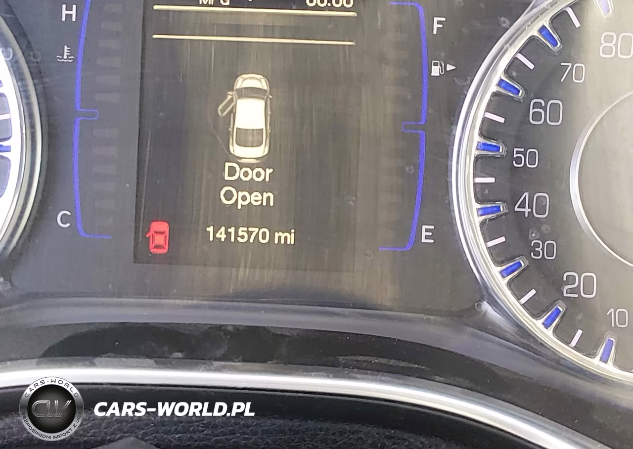 2017 Chrysler 200 Limited Platinum VIN:1C3CCCAB0HN501690 - 16