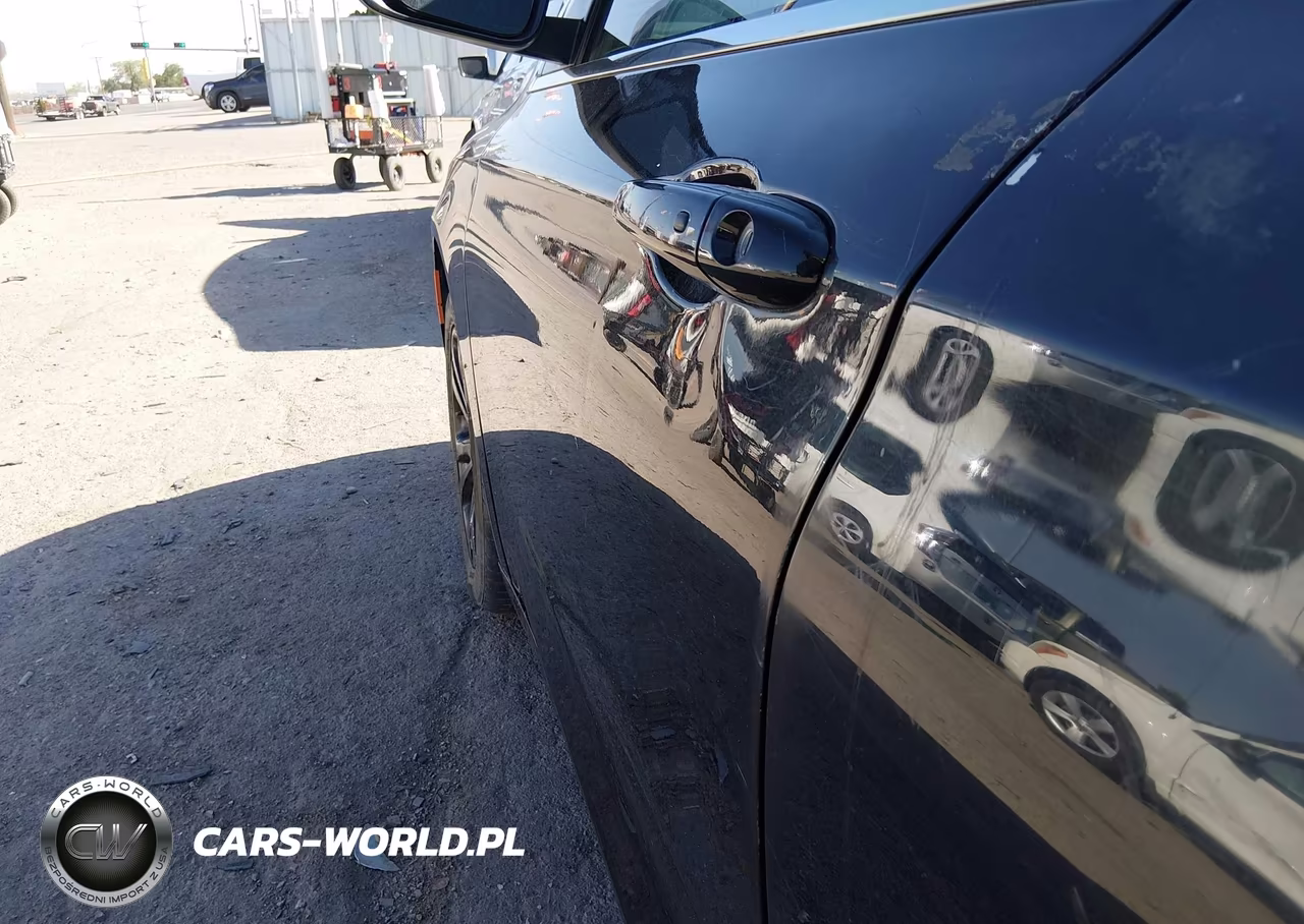 2017 Chrysler 200 Limited Platinum VIN:1C3CCCAB0HN501690 - 19