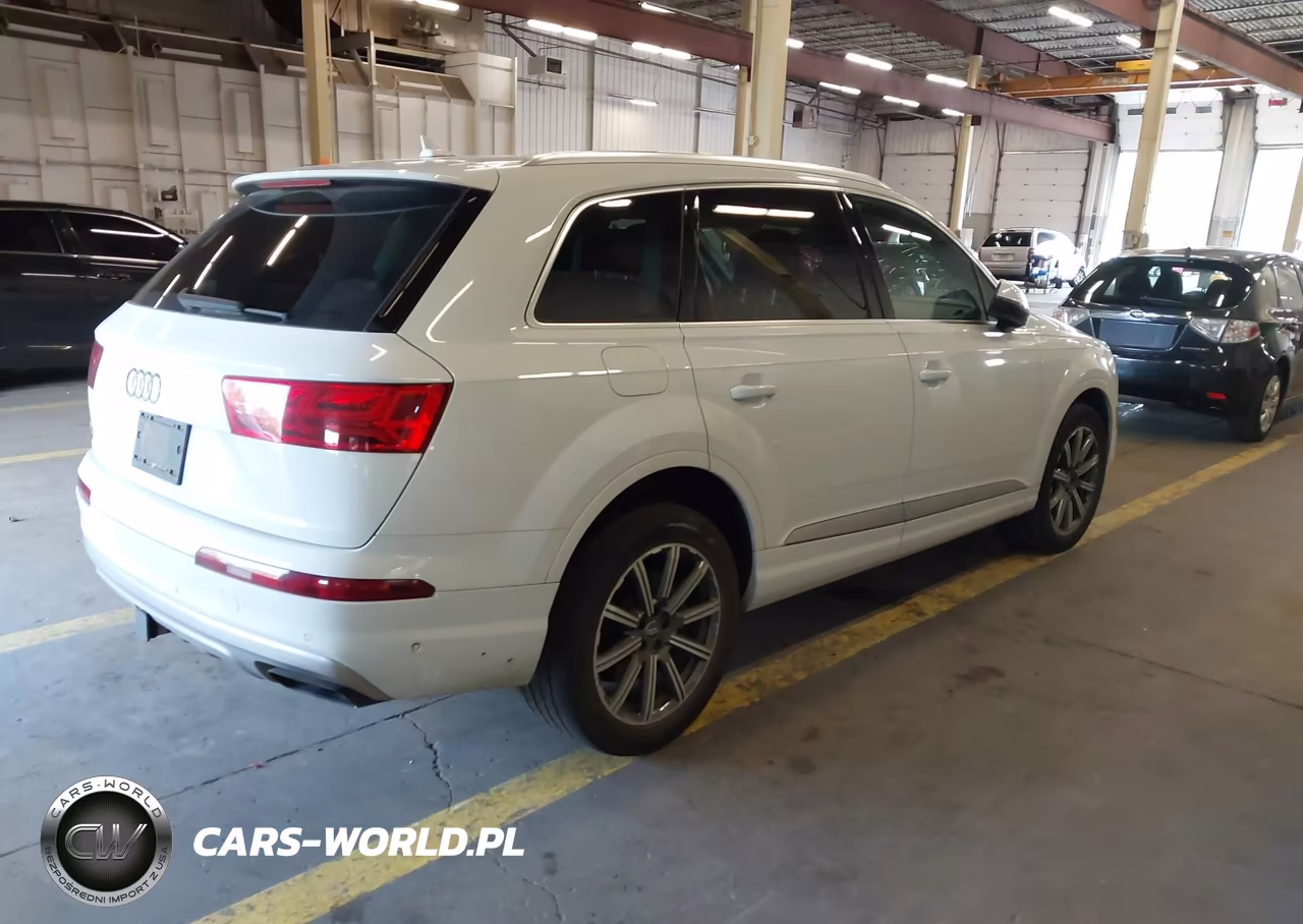 2019 Audi Q7 55 Premium VIN:WA1VAAF77KD006185 - 4