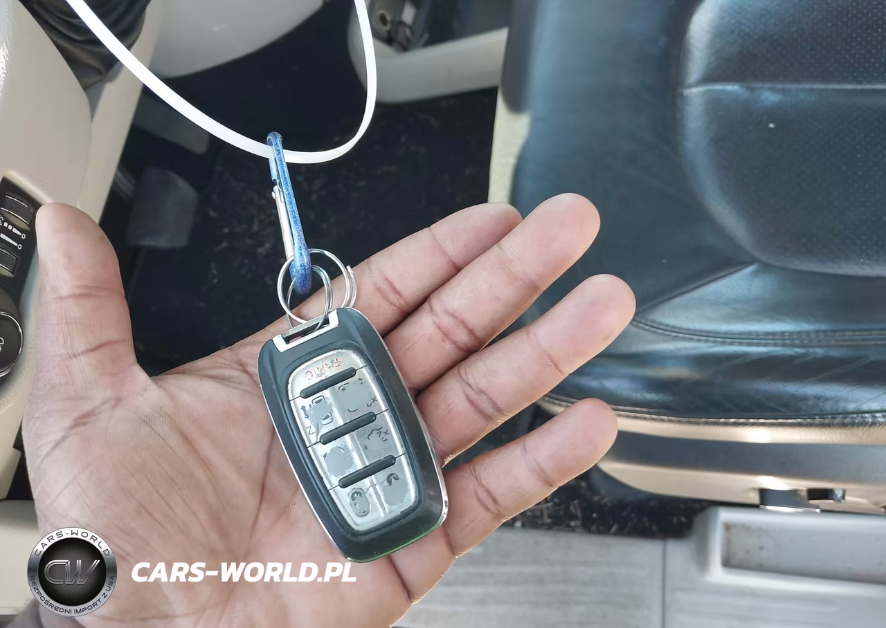 2019 Chrysler Pacifica Touring L VIN:2C4RC1BG0KR650289 - 11