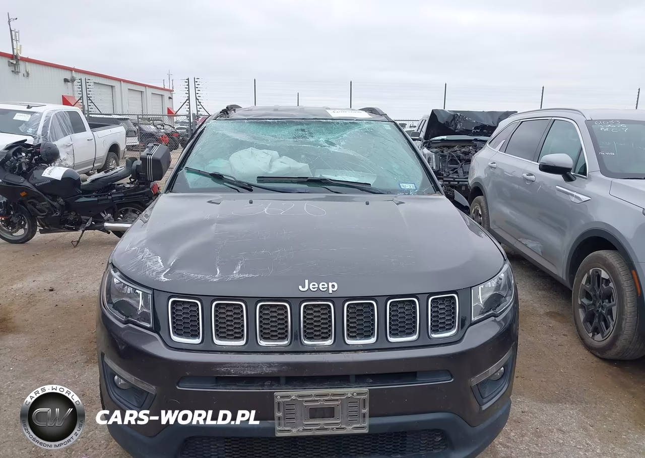 2018 Jeep Compass Latitude 4X4 VIN:3C4NJDBB5JT113620 - 12