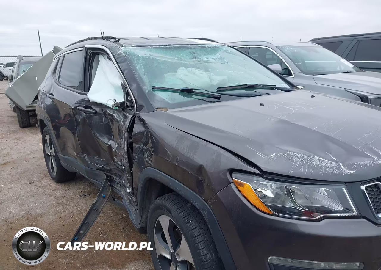 2018 Jeep Compass Latitude 4X4 VIN:3C4NJDBB5JT113620 - 6