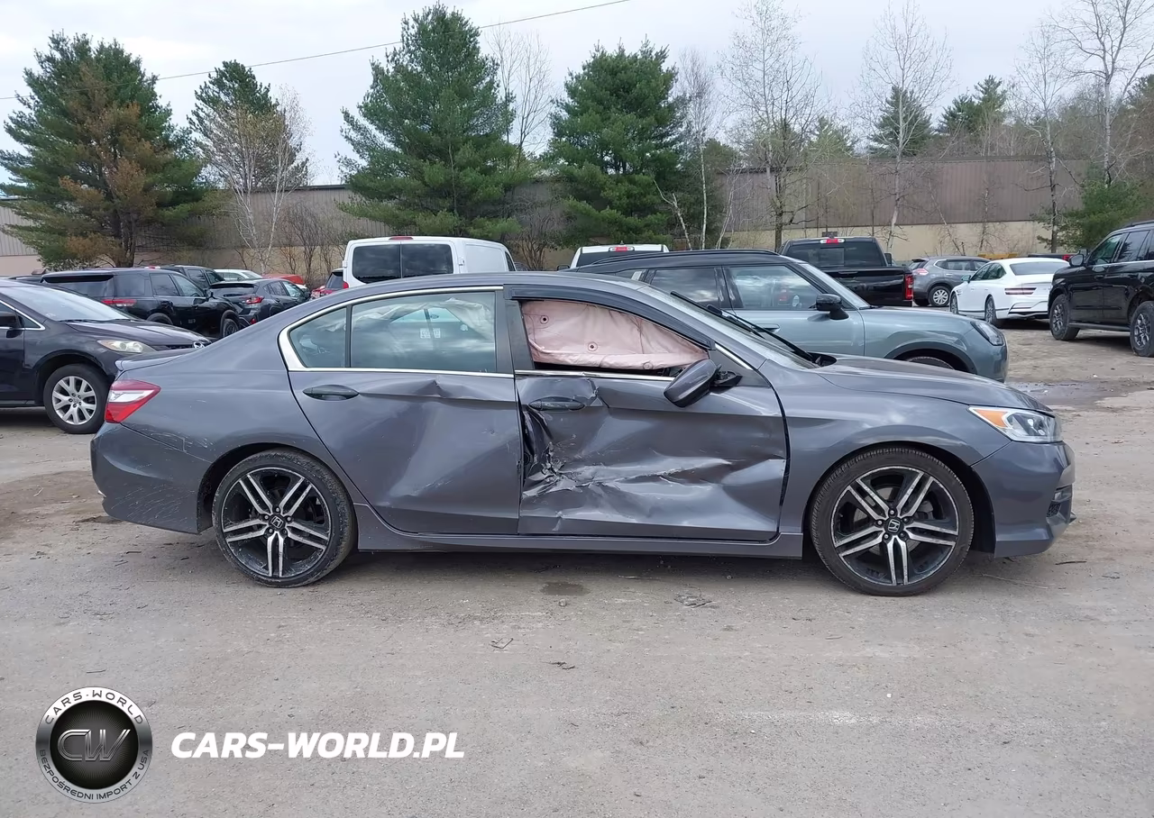 2017 Honda Accord Sport Special Edition VIN:1HGCR2F19HA075155 - 13