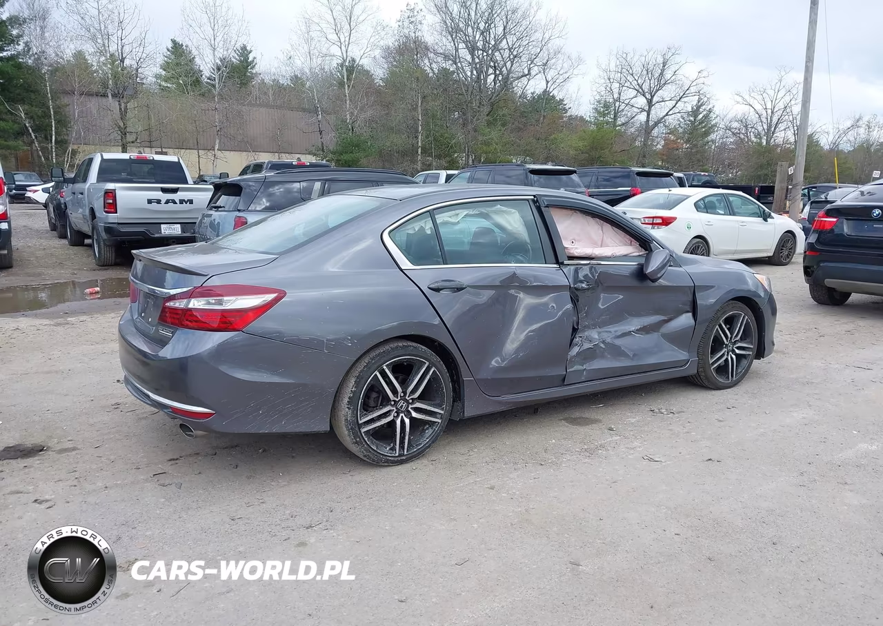 2017 Honda Accord Sport Special Edition VIN:1HGCR2F19HA075155 - 4