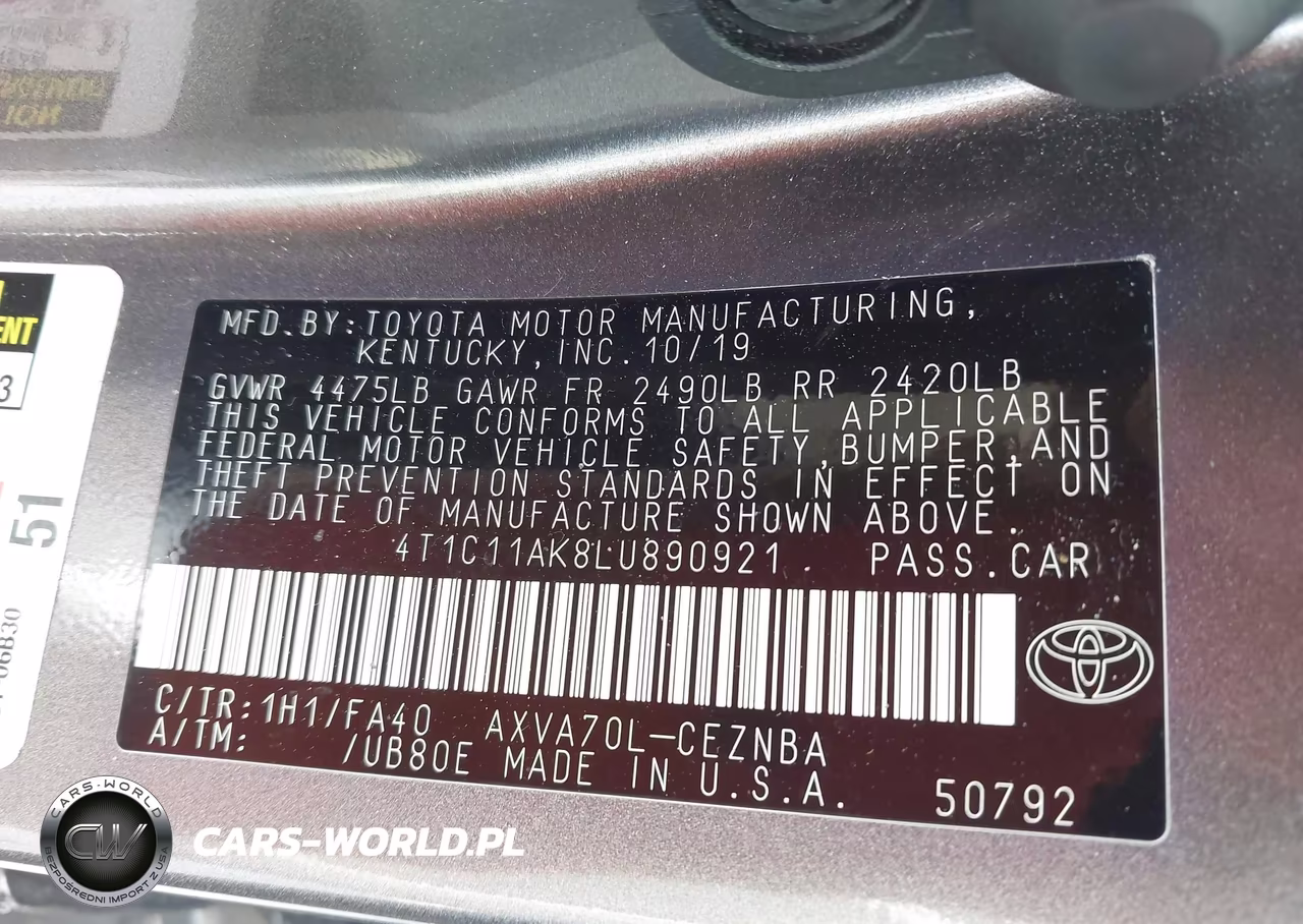 2020 Toyota Camry Le VIN:4T1C11AK8LU890921 - 9