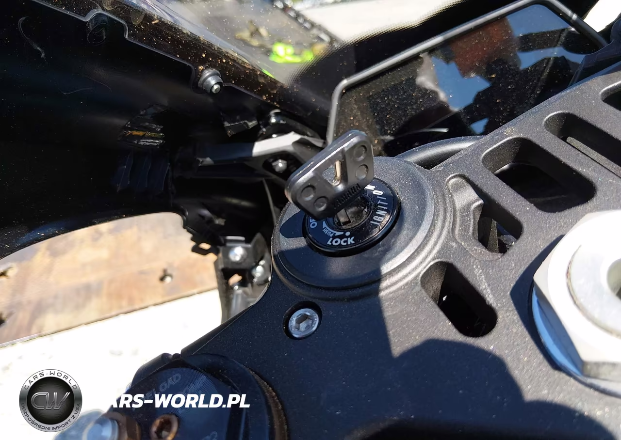 2025 Yamaha Yzf1000 VIN:JYARNA7E7SA000862 - 11