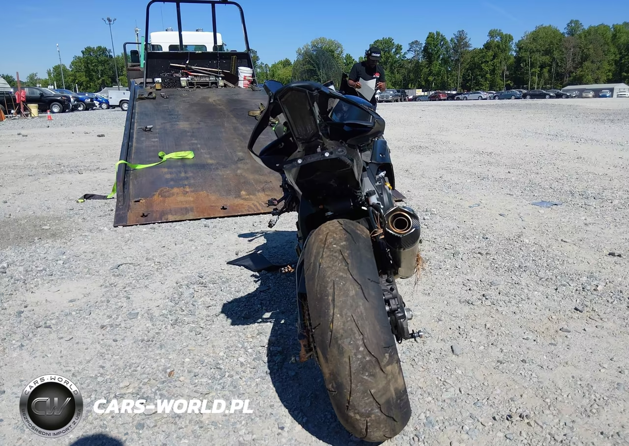 2025 Yamaha Yzf1000 VIN:JYARNA7E7SA000862 - 6
