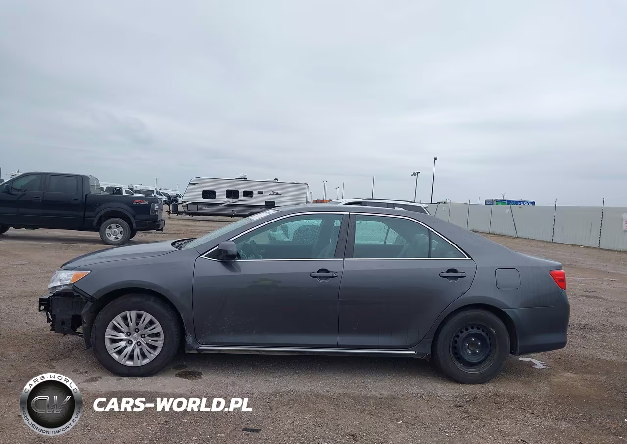 2013 Toyota Camry Le VIN:4T1BF1FK5DU245070 - 15