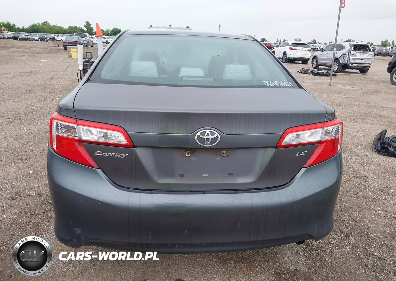 2013 Toyota Camry Le VIN:4T1BF1FK5DU245070 - 17