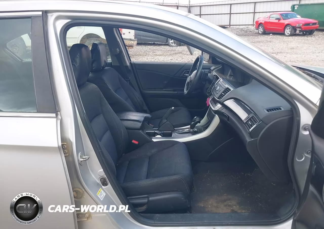 2015 Honda Accord Sport VIN:1HGCR2F5XFA128980 - 5