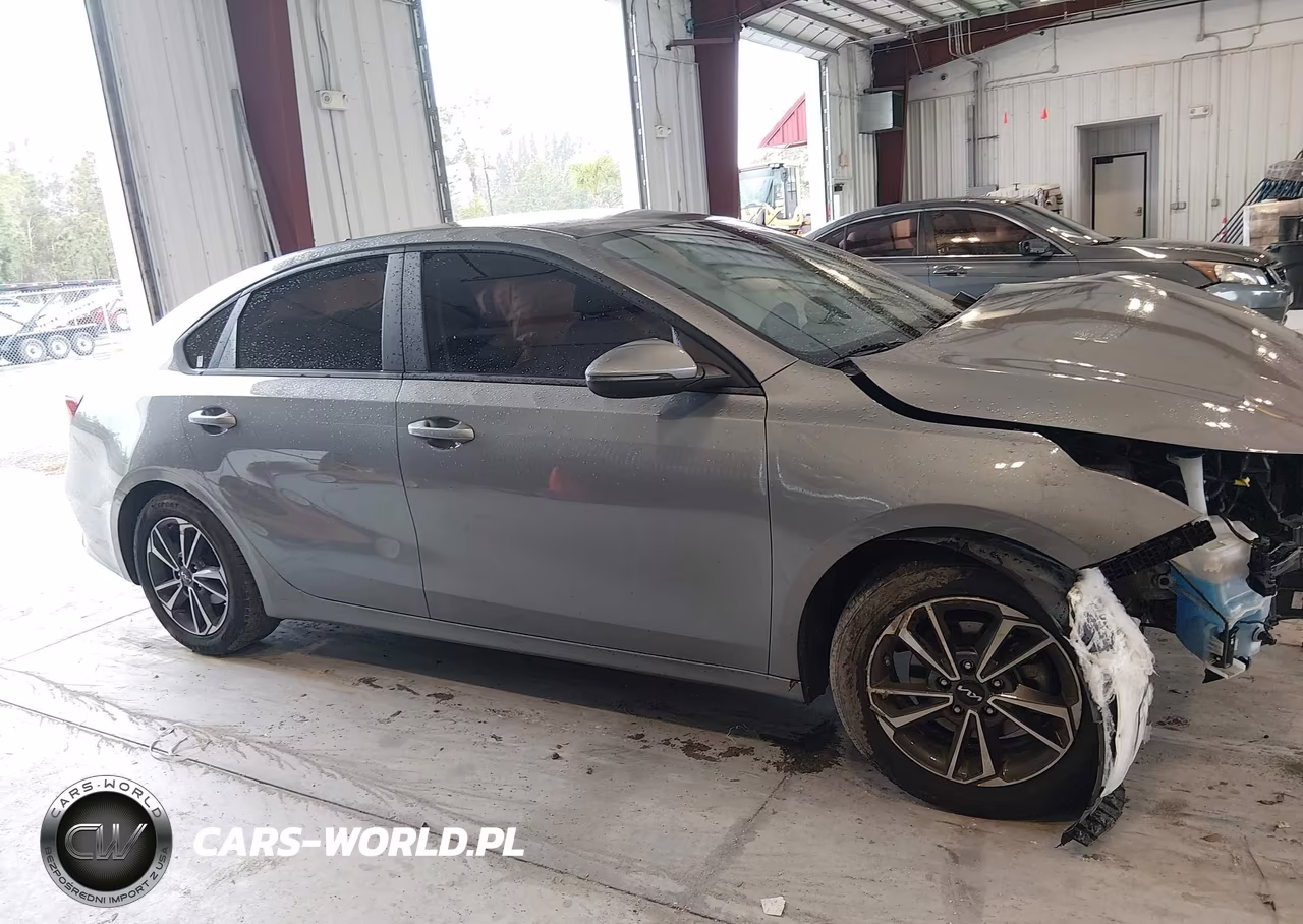 2022 Kia Forte Lxs VIN:3KPF24ADXNE418528 - 13