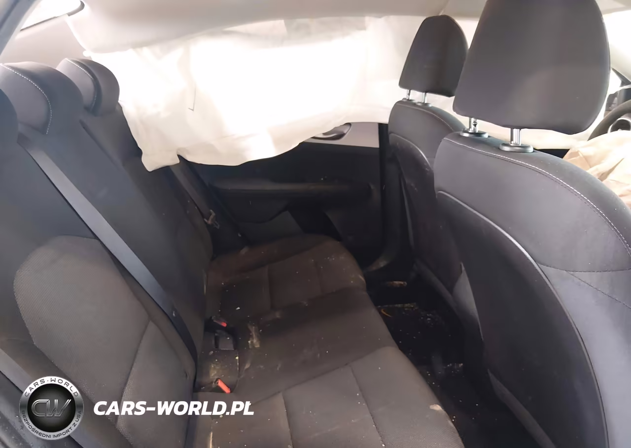 2022 Kia Forte Lxs VIN:3KPF24ADXNE418528 - 8