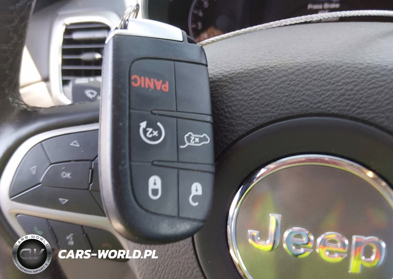 2021 Jeep Grand Cherokee Limited 4X4 VIN:1C4RJFBG8MC862047 - 11
