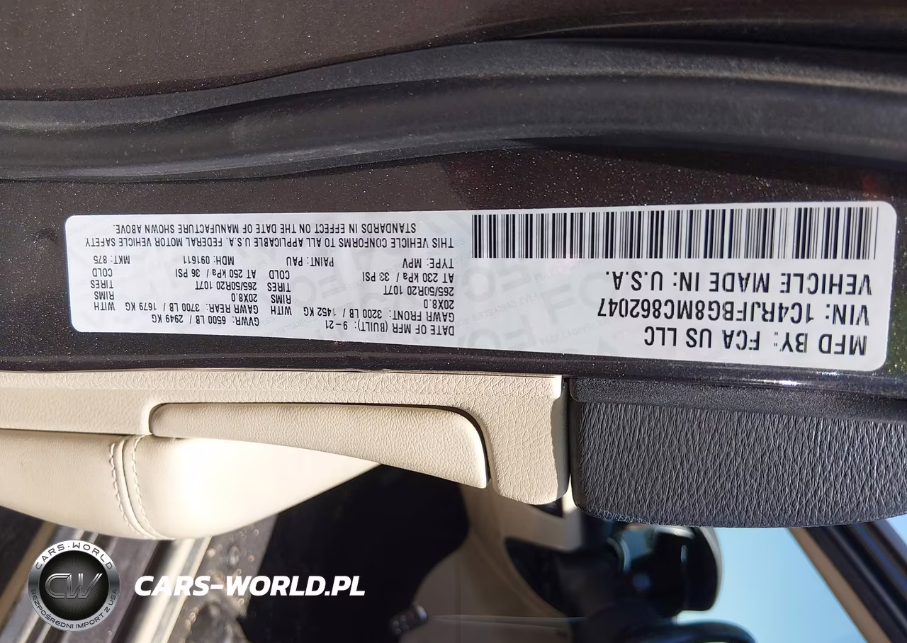2021 Jeep Grand Cherokee Limited 4X4 VIN:1C4RJFBG8MC862047 - 9