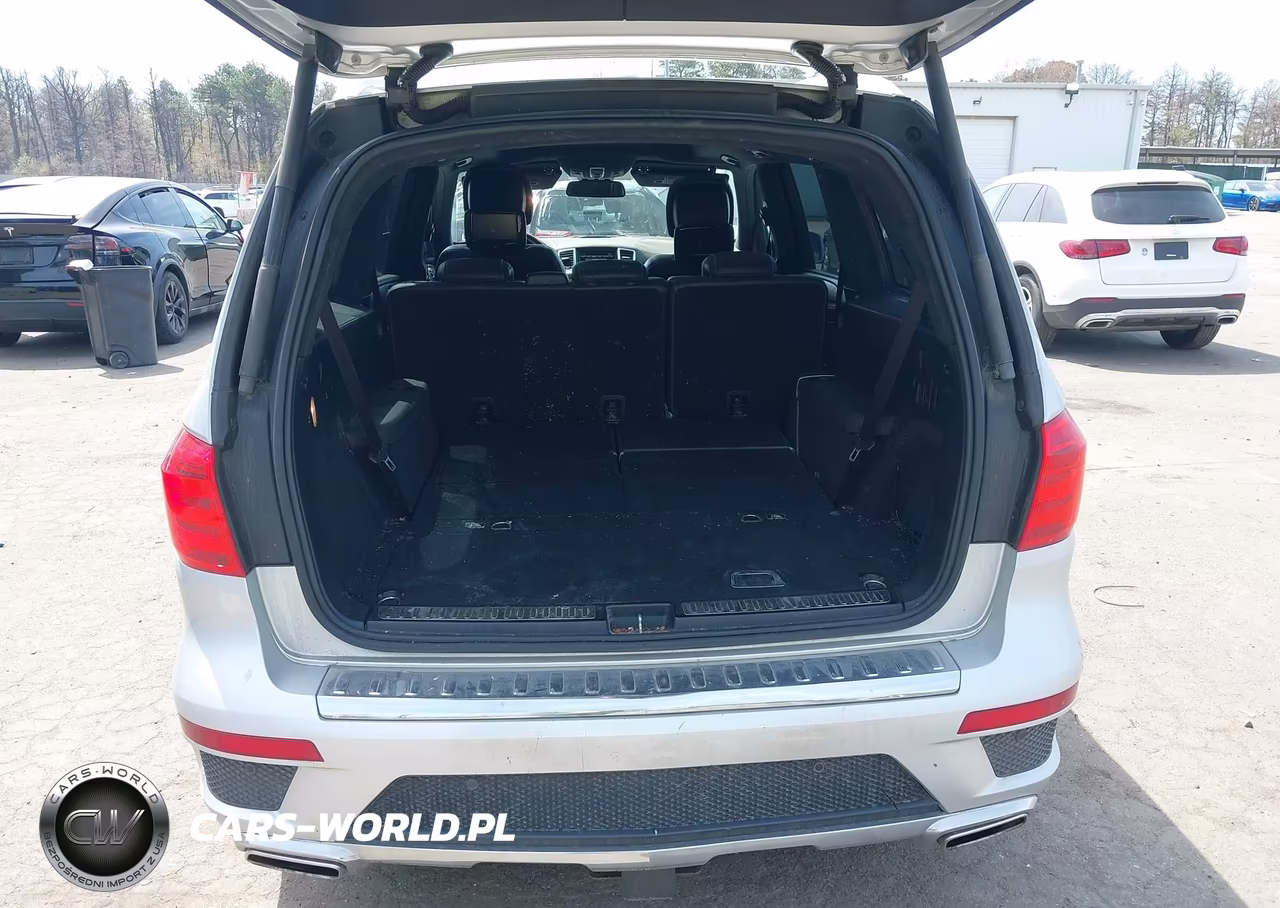 2016 Mercedes-Benz Gl 550 4Matic VIN:4JGDF7DE5GA628845 - 18