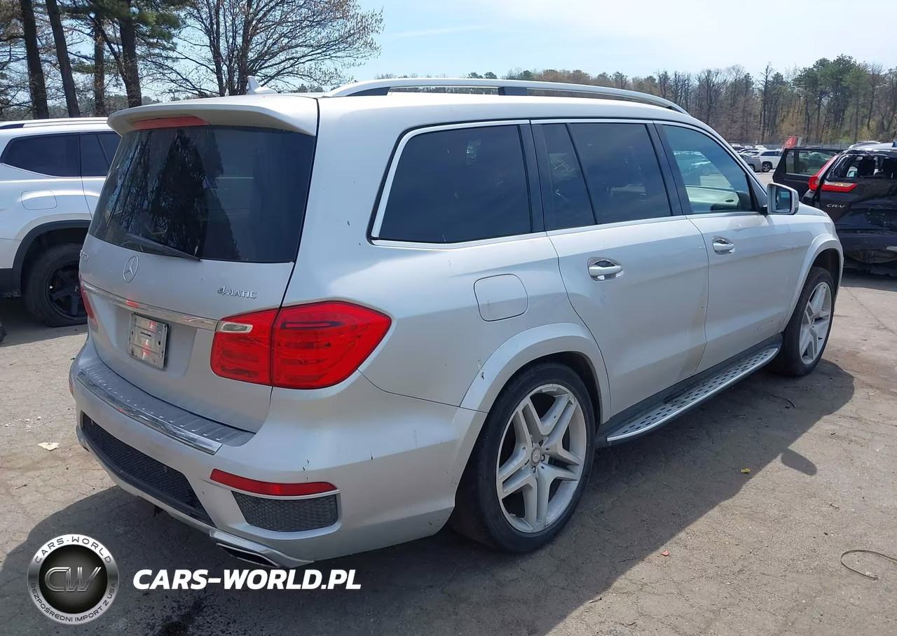 2016 Mercedes-Benz Gl 550 4Matic VIN:4JGDF7DE5GA628845 - 4