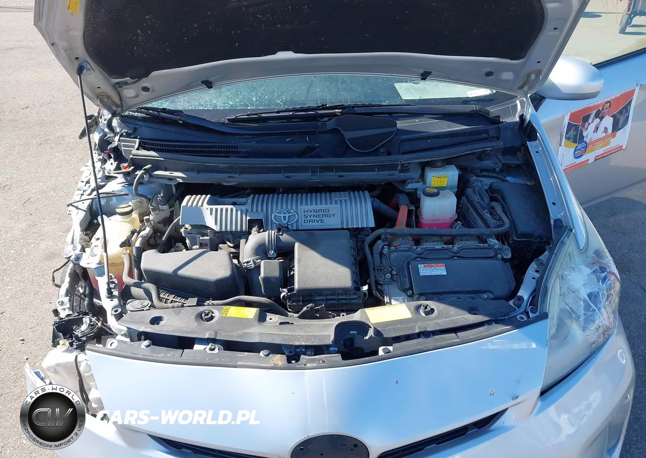 2013 Toyota Prius Three VIN:JTDKN3DU9D5616362 - 10