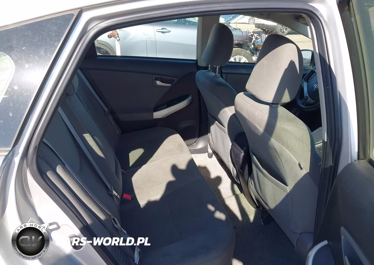 2013 Toyota Prius Three VIN:JTDKN3DU9D5616362 - 8