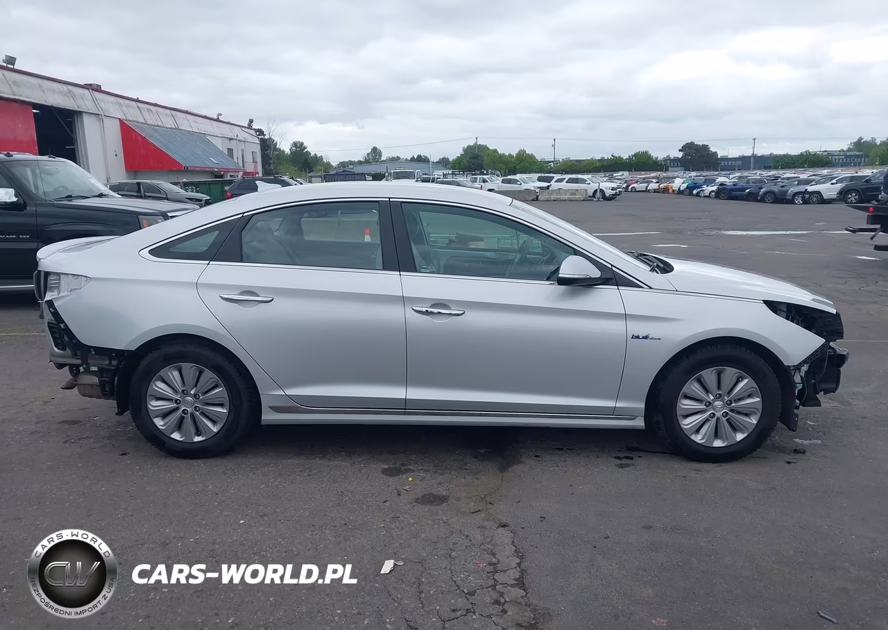 2016 Hyundai Sonata Hybrid Se VIN:KMHE24L16GA033435 - 14
