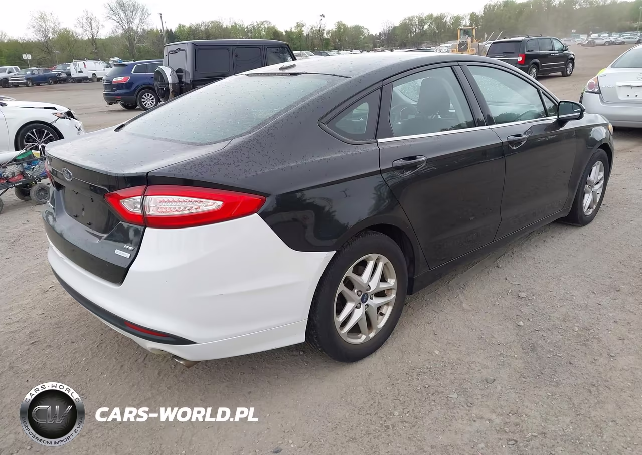 2013 Ford Fusion Se VIN:3FA6P0HR4DR362823 - 4