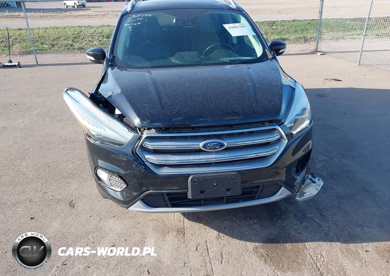 2017 Ford Escape Titanium VIN:1FMCU9J95HUD71335 - 6