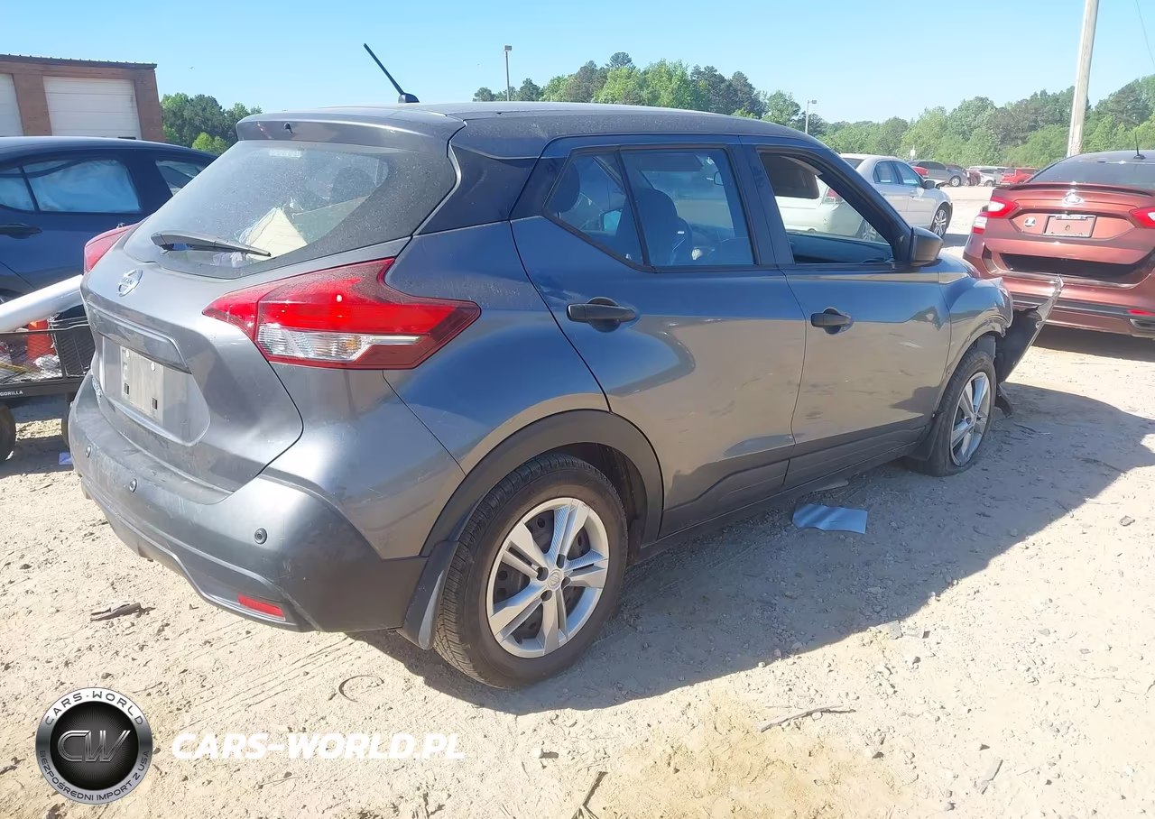 2020 Nissan Kicks S Xtronic Cvt VIN:3N1CP5BV8LL527115 - 4
