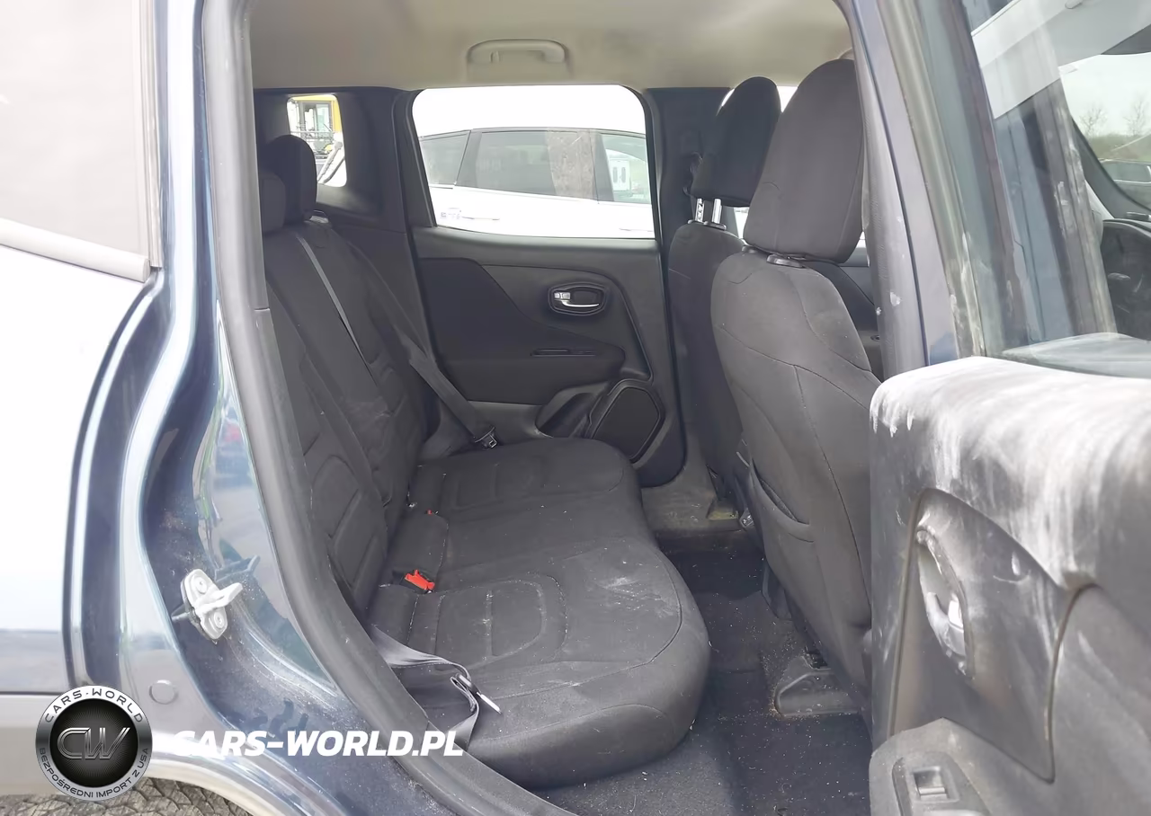 2020 Jeep Renegade Latitude 4X4 VIN:ZACNJBBB2LPM05401 - 8