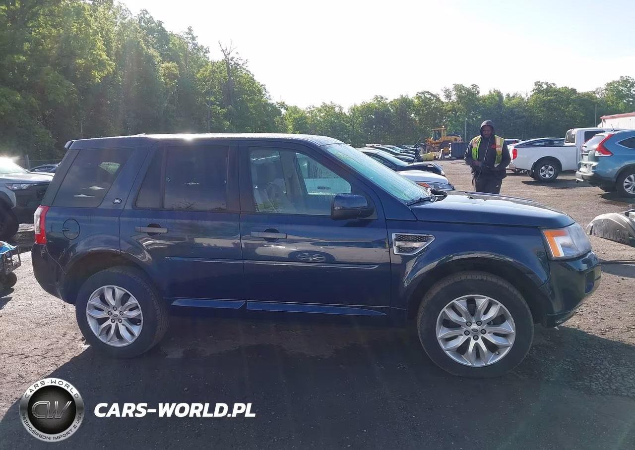 2011 Land Rover Lr2 VIN:SALFR2BN7BH245332 - 13