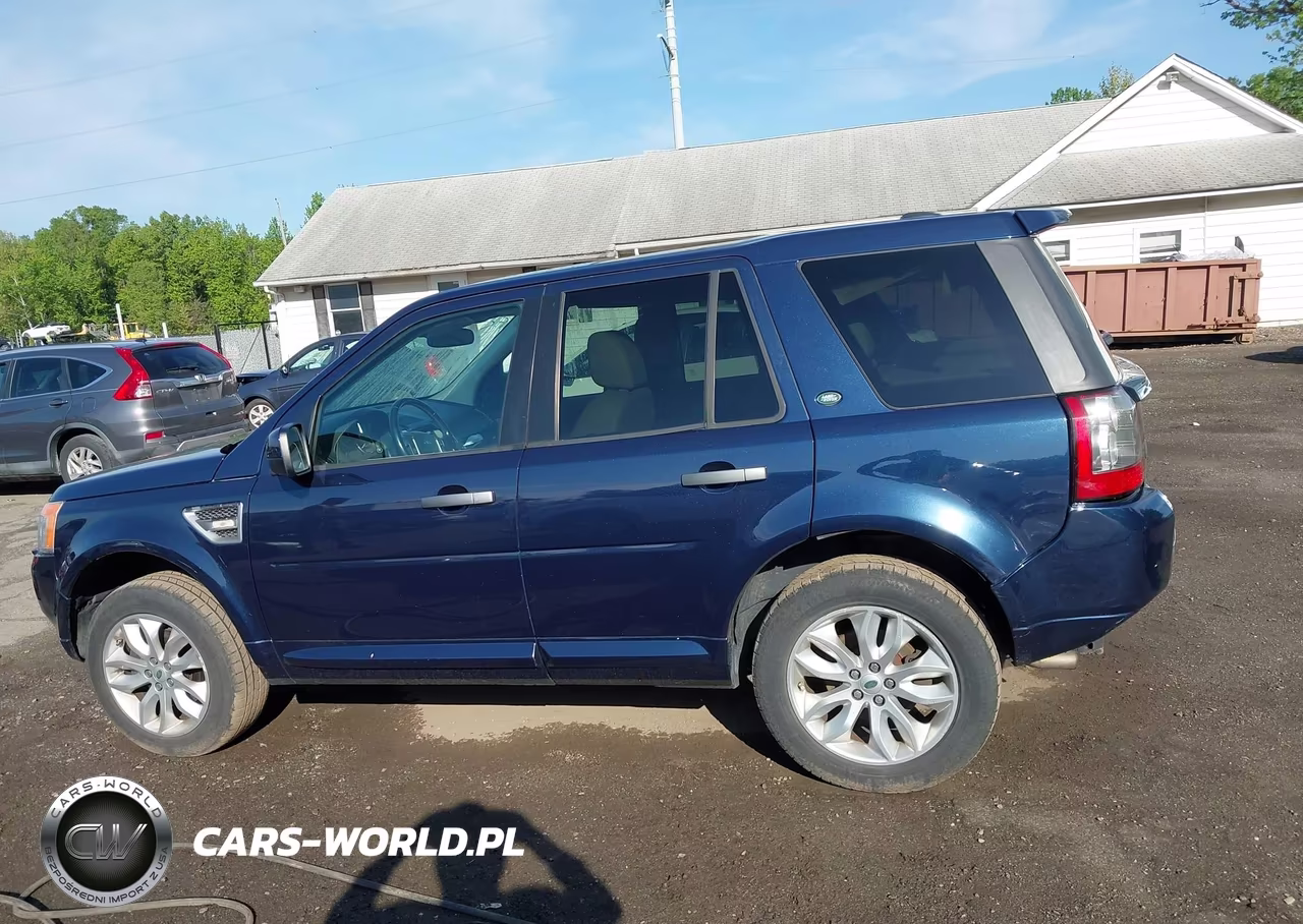 2011 Land Rover Lr2 VIN:SALFR2BN7BH245332 - 14