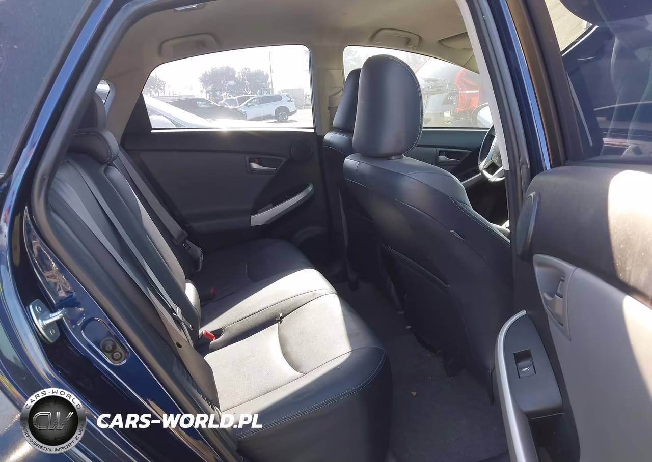 2014 Toyota Prius Four VIN:JTDKN3DUXE0384532 - 8