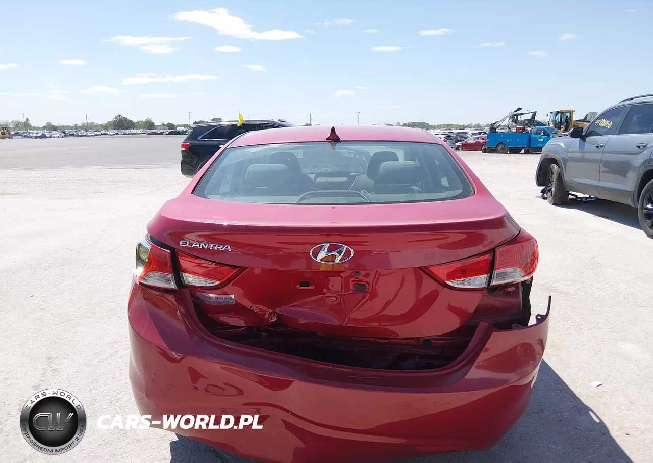 2013 Hyundai Elantra Gls VIN:KMHDH4AE1DU941480 - 16