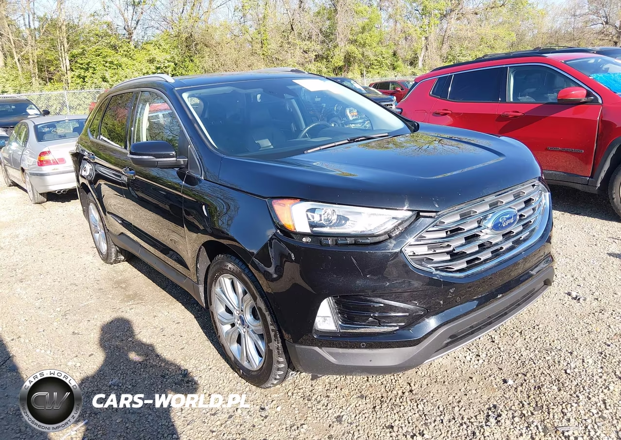 2020 Ford Edge Titanium