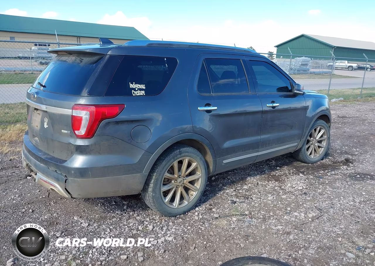 2016 Ford Explorer Limited VIN:1FM5K8F80GGB67323 - 4